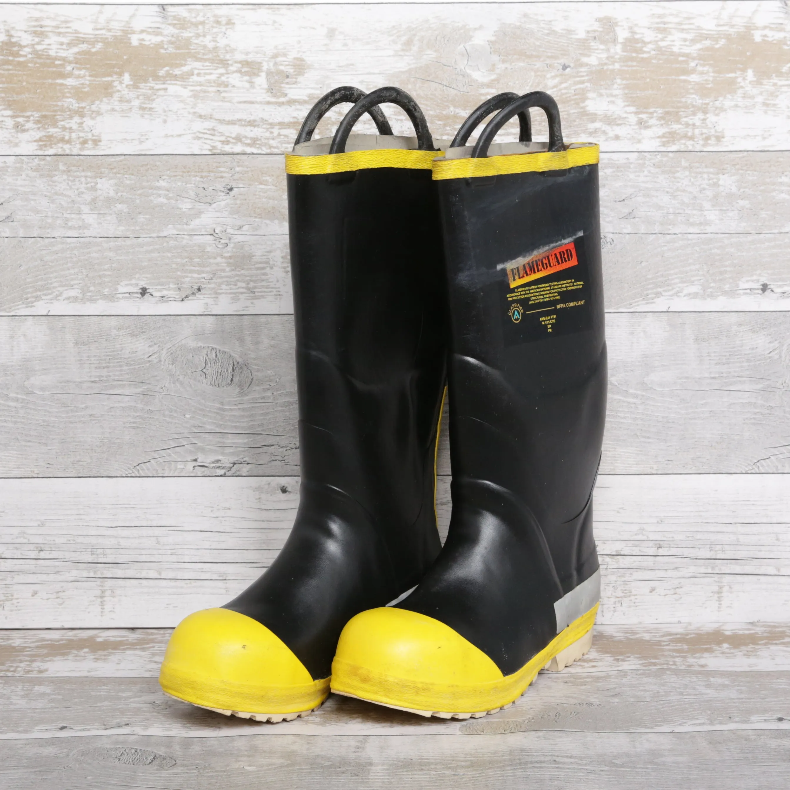 De-Branded Flameguard Safety Wellington Boots UK7