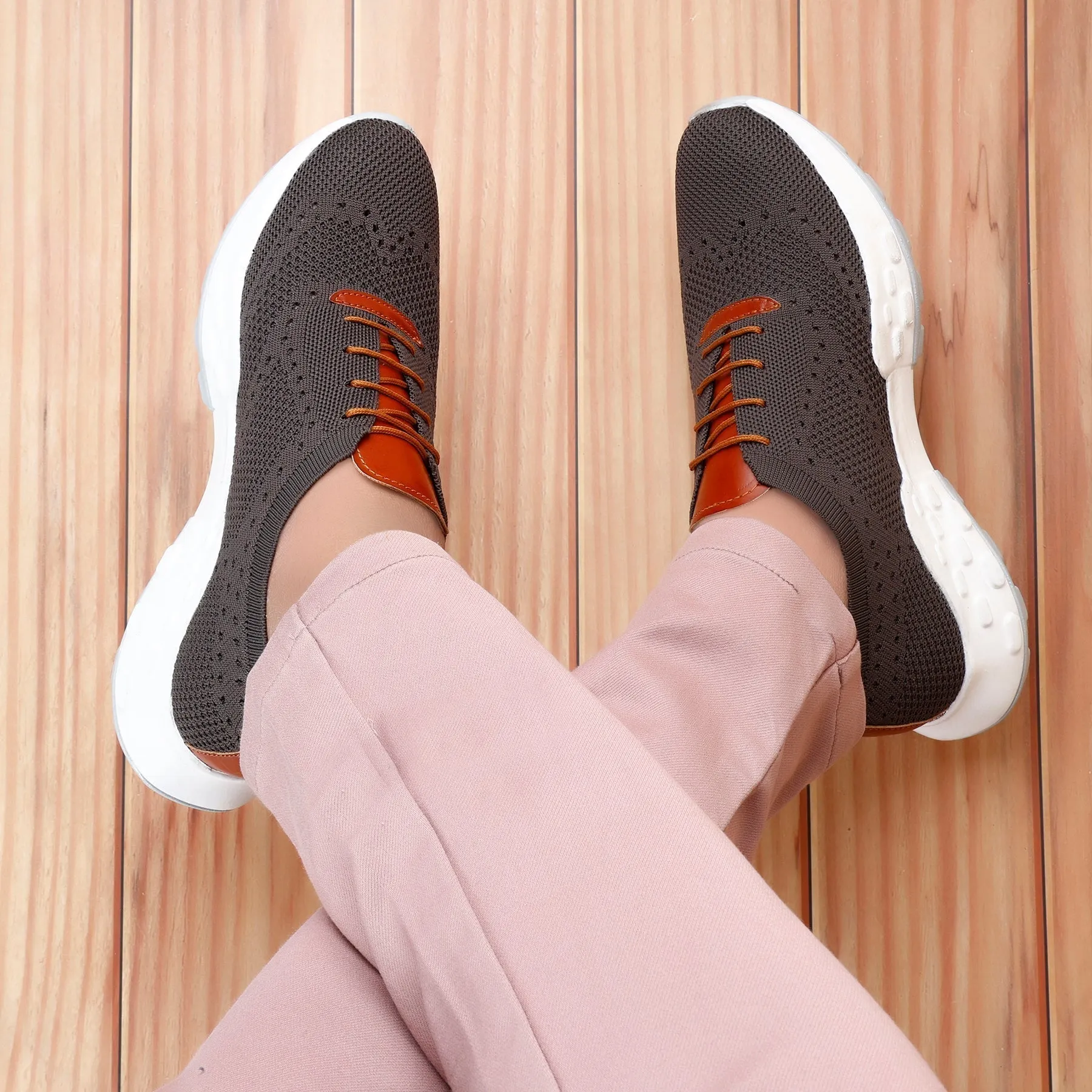 Men's Latest Knitted Casual Sports Lace-Up Shoes