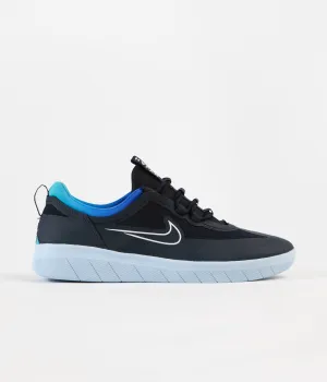 Nike SB Nyjah Free 2 Shoes - Dark Obsidian / White - Hyper Jade