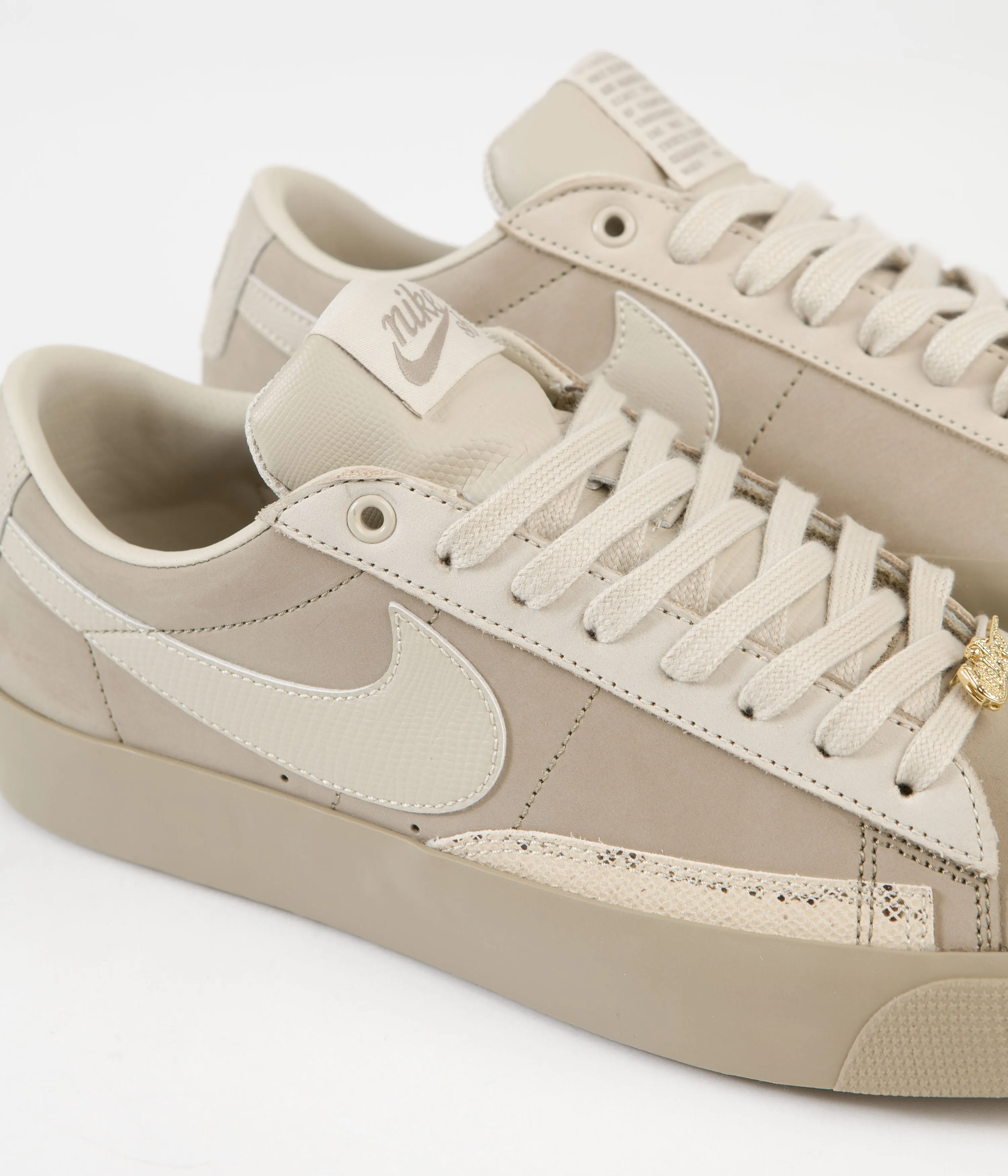 Nike SB x FPAR Blazer Low Shoes - Khaki / Rattan