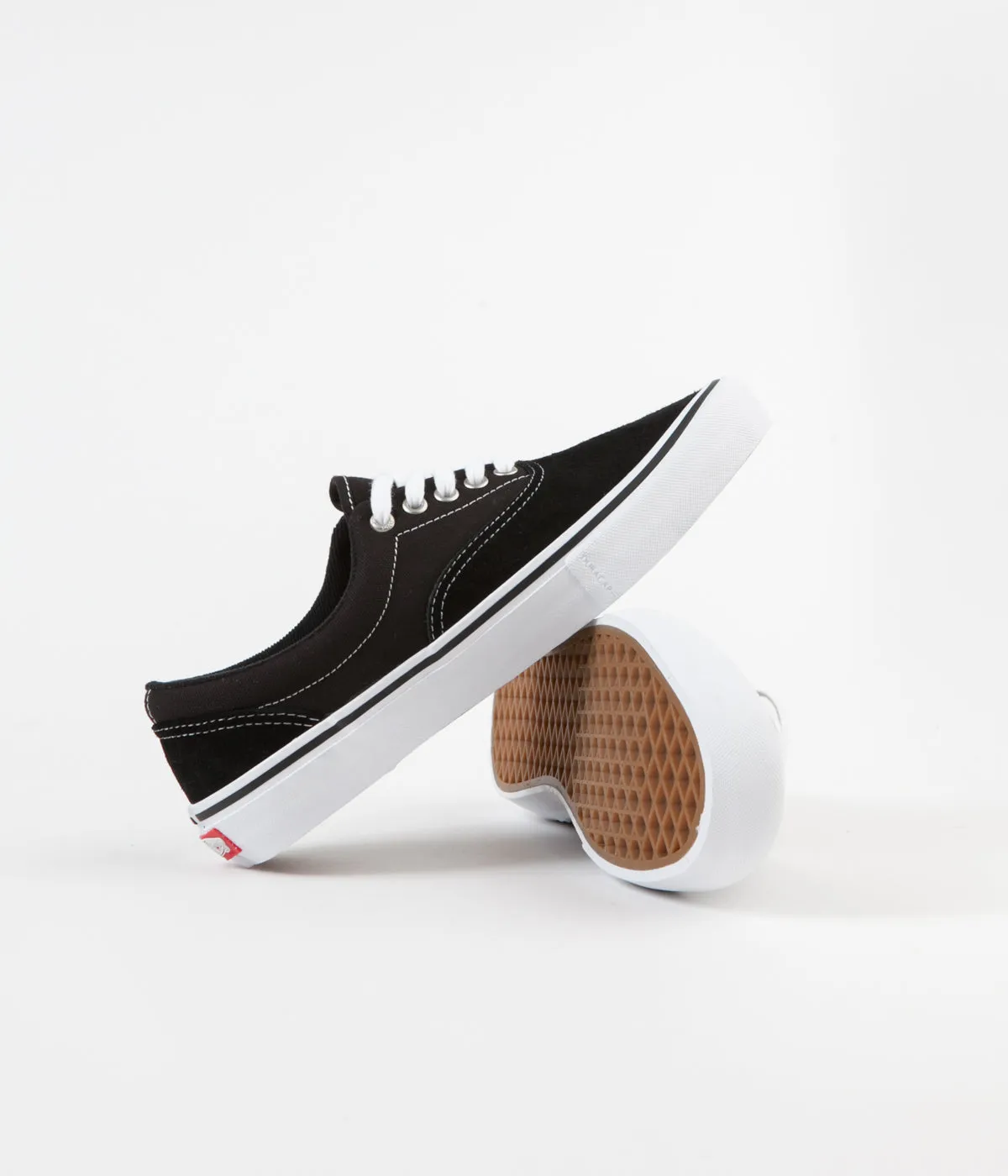 Vans Era Pro Shoes - Black / White / Gum