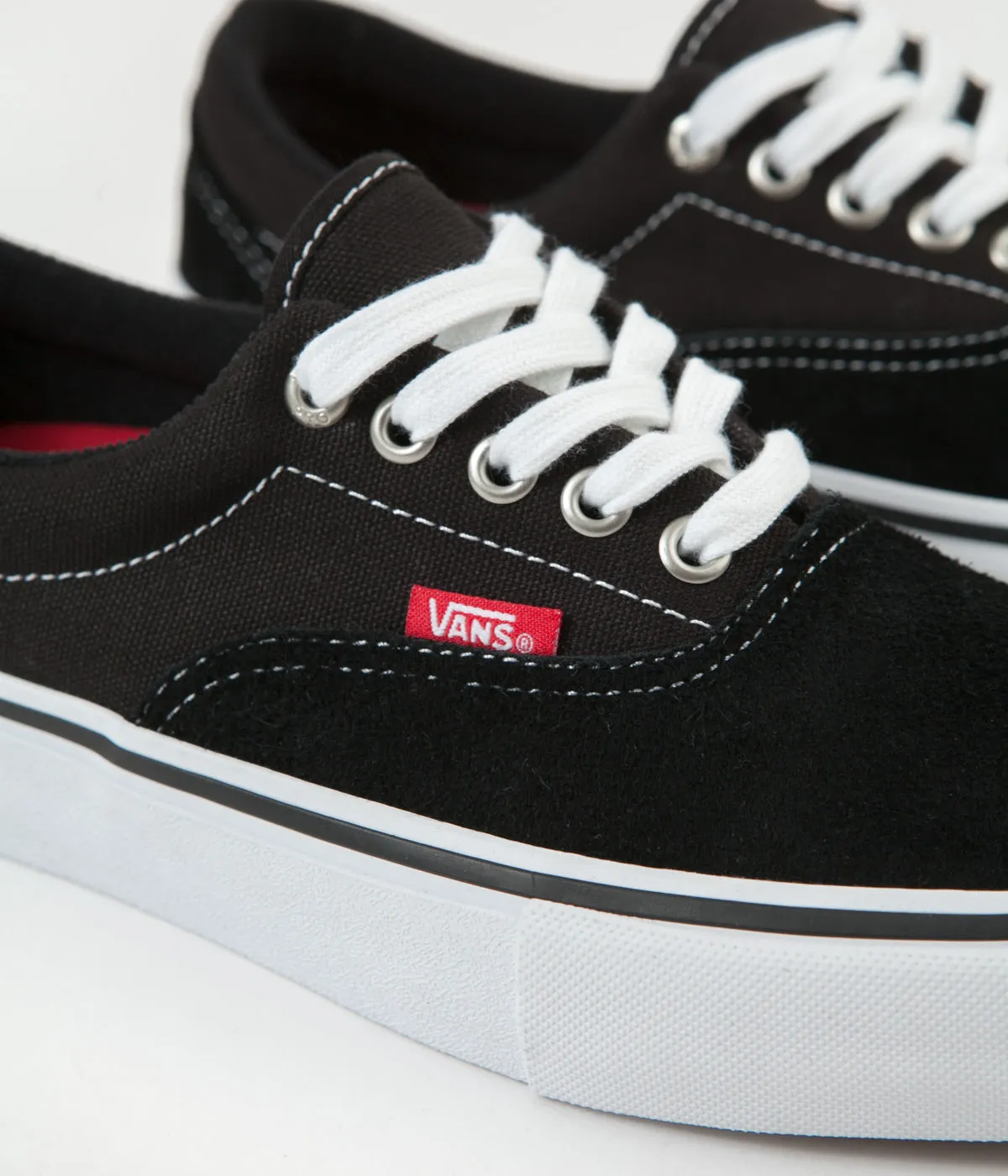 Vans Era Pro Shoes - Black / White / Gum