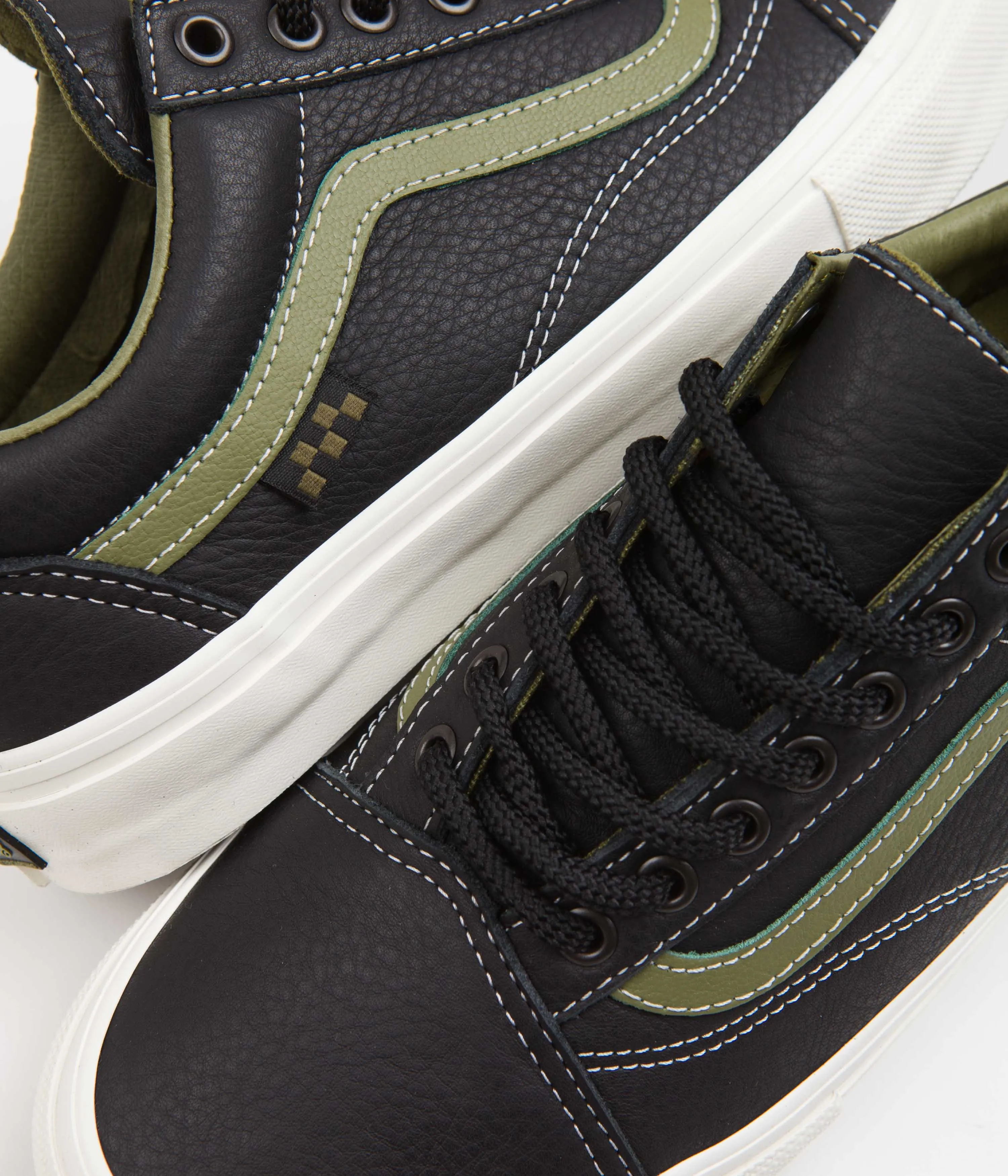 Vans Skate Old Skool Shoes - Butter Leather Black / Green