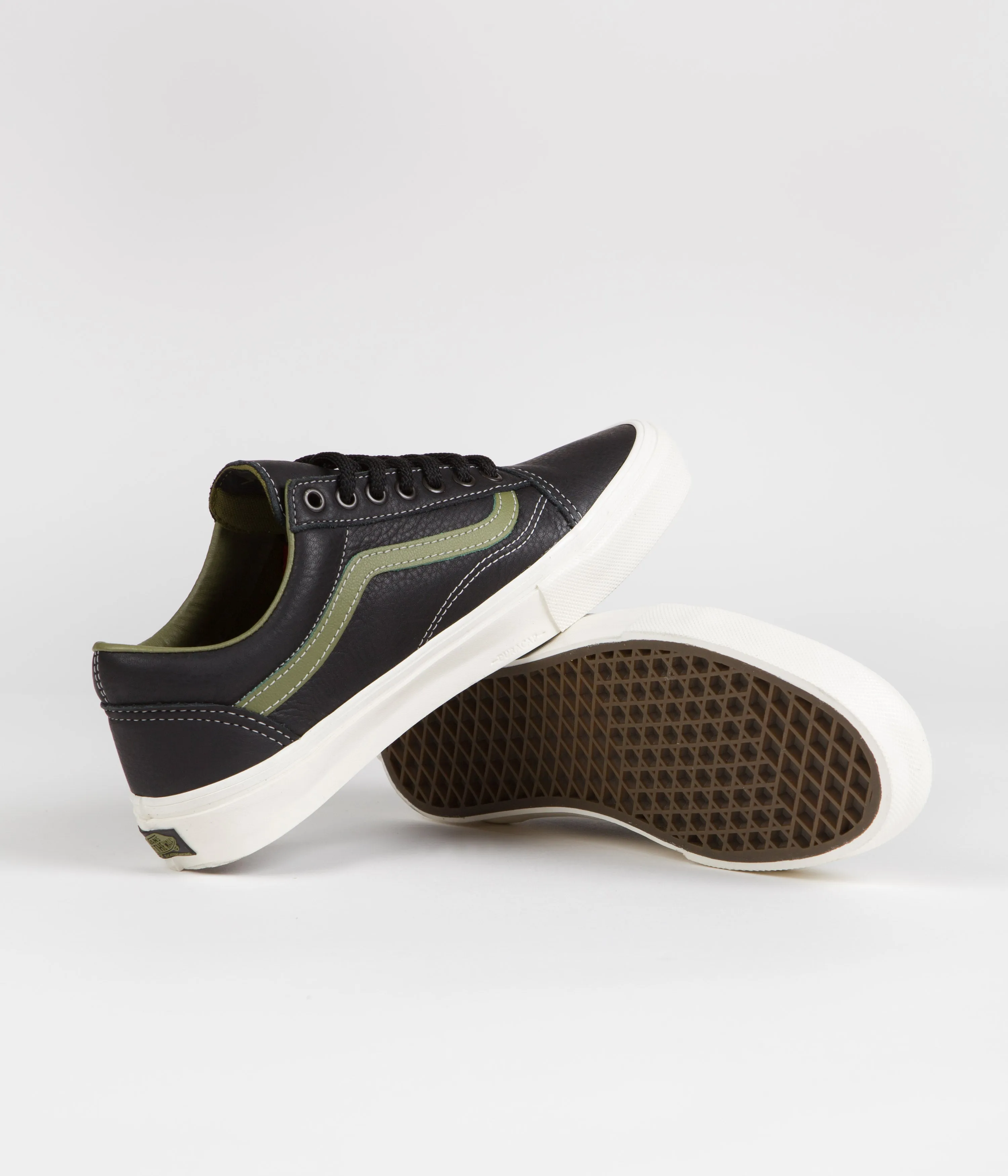 Vans Skate Old Skool Shoes - Butter Leather Black / Green